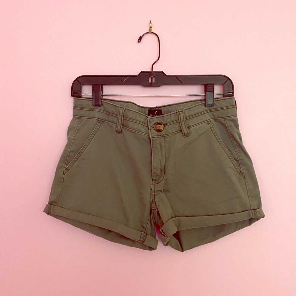 American Eagle Midi Chino Shorts